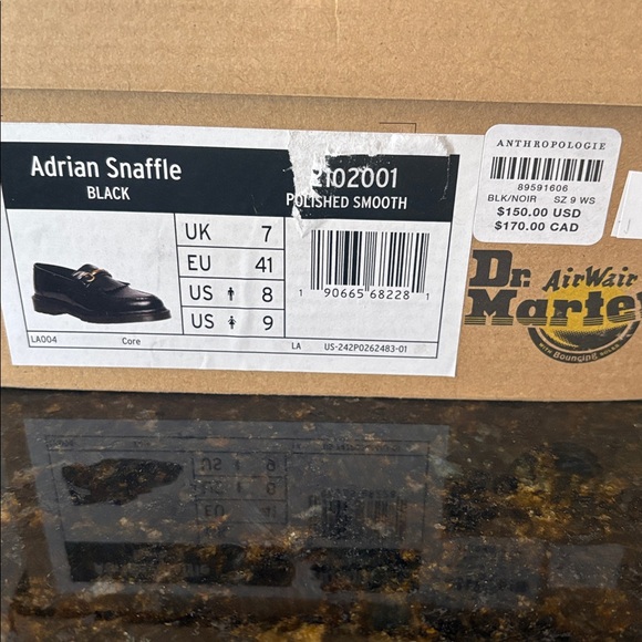 Dr Martens Adrian Snaffle Black Fringe Loafer Size 9 Women / 8 Men NIB - Picture 10 of 10